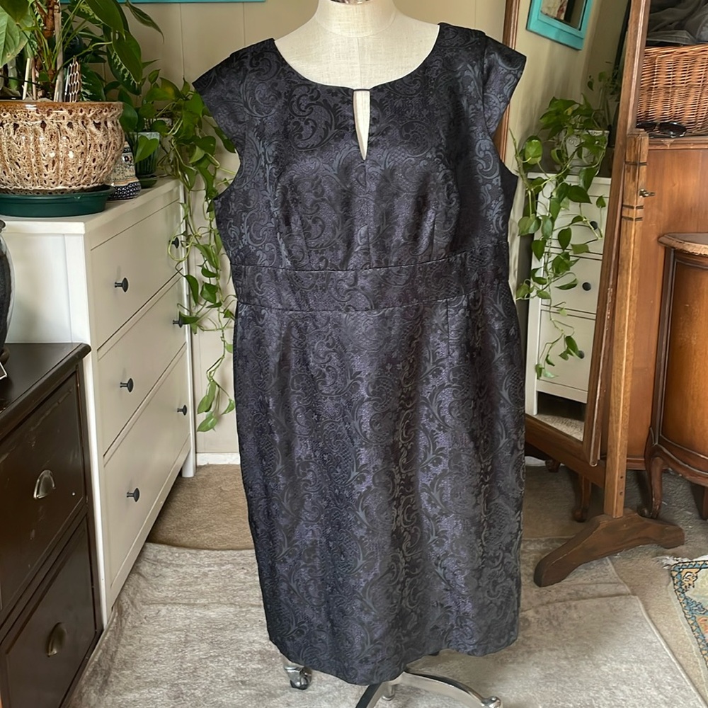 Bice Women Black Purple Paisley Short Cap Sleeve Sheath Dress Size 22W